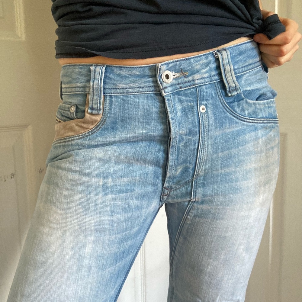 Diesel 29W 32L low rise bootcut jeans